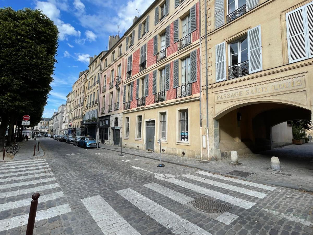 Le Roi Soleil • 4Min Chateau Versailles • 1Min Gare Versailles Rive Gauche Luaran gambar